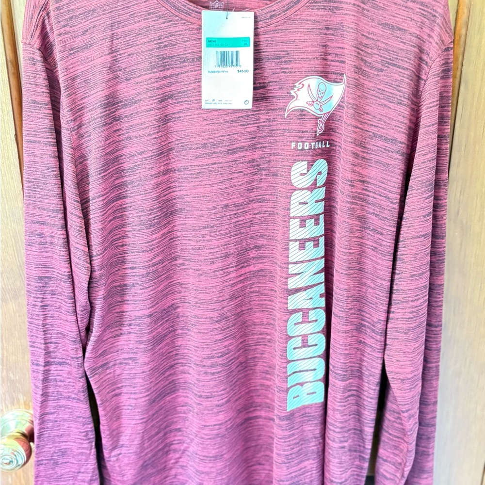 Nike NFL Tampa Bay Buccaneers Long Sleeve Shirt